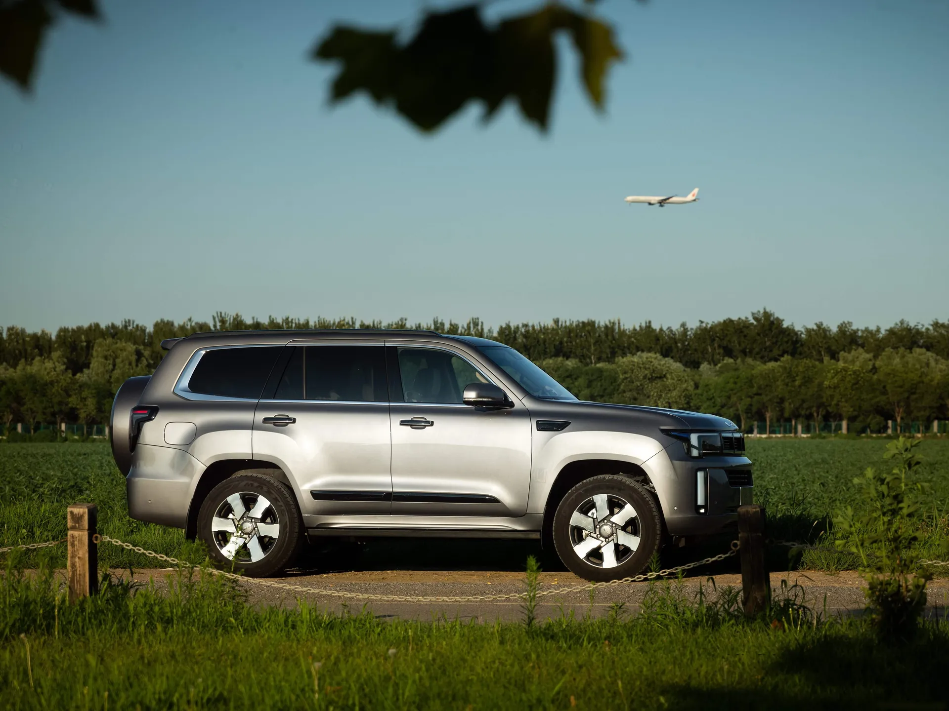 BAIC Beijing BJ60e (2025) – boční profil