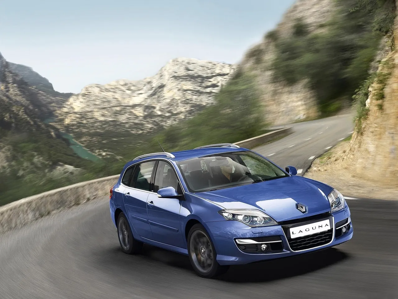 Renault Laguna Estate (2011)