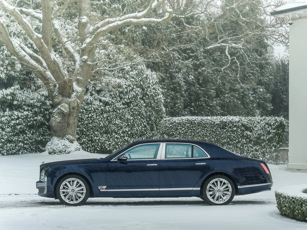 Bentley Mulsanne (2013) – boční profil
