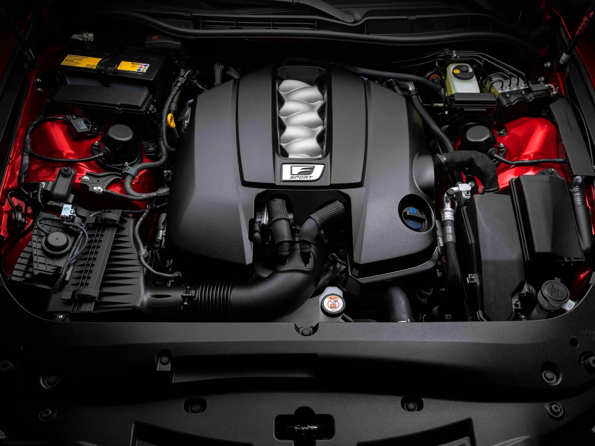Lexus IS 500 F Sport Performance (2022) – motor