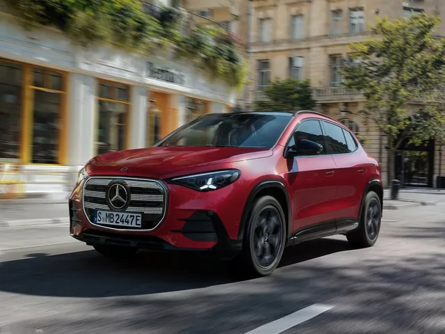 Mercedes-Benz GLA (2027)