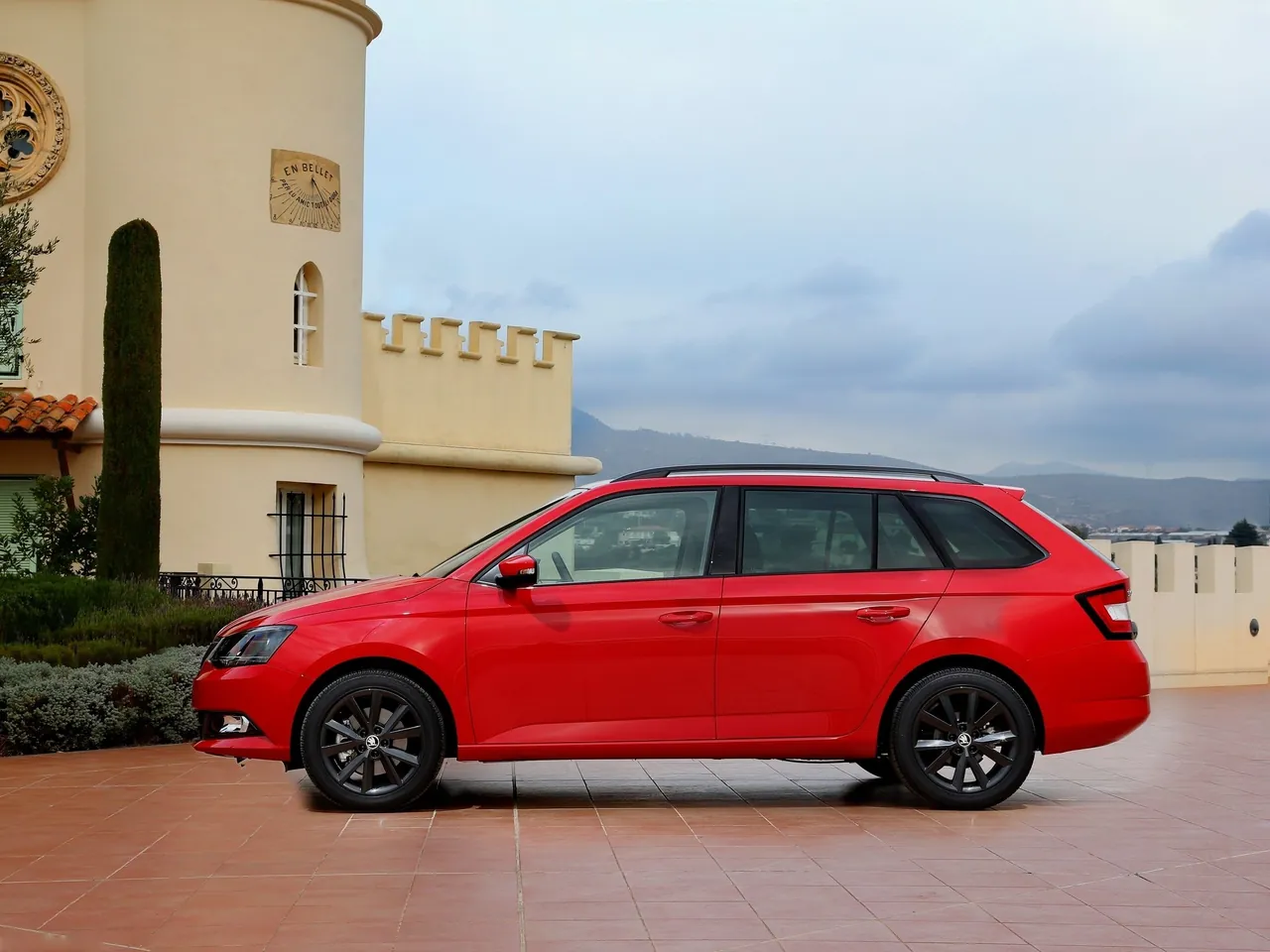 Skoda Fabia Combi (2015) – boční profil