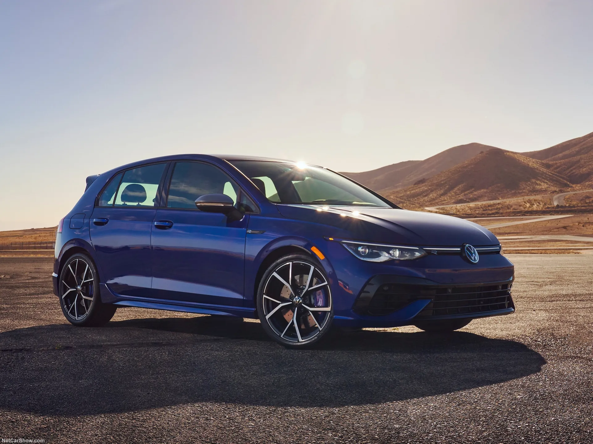 Volkswagen Golf R [US] (2022)