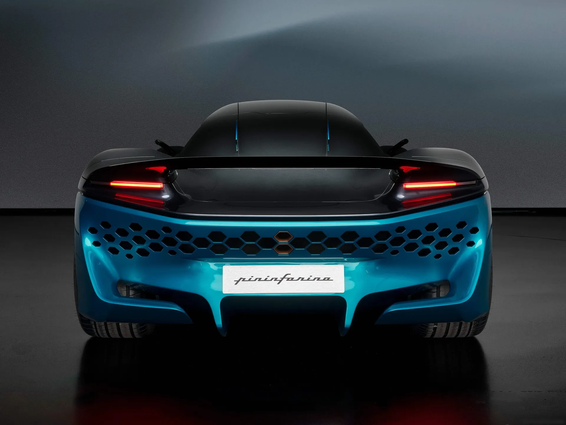 Pininfarina Viritech Apricale Concept (2022) – zezadu