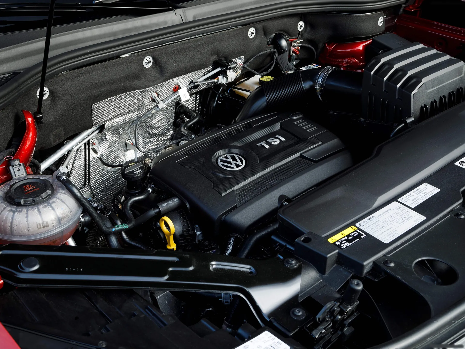 Volkswagen Atlas Cross Sport (2020) - Engine Bay