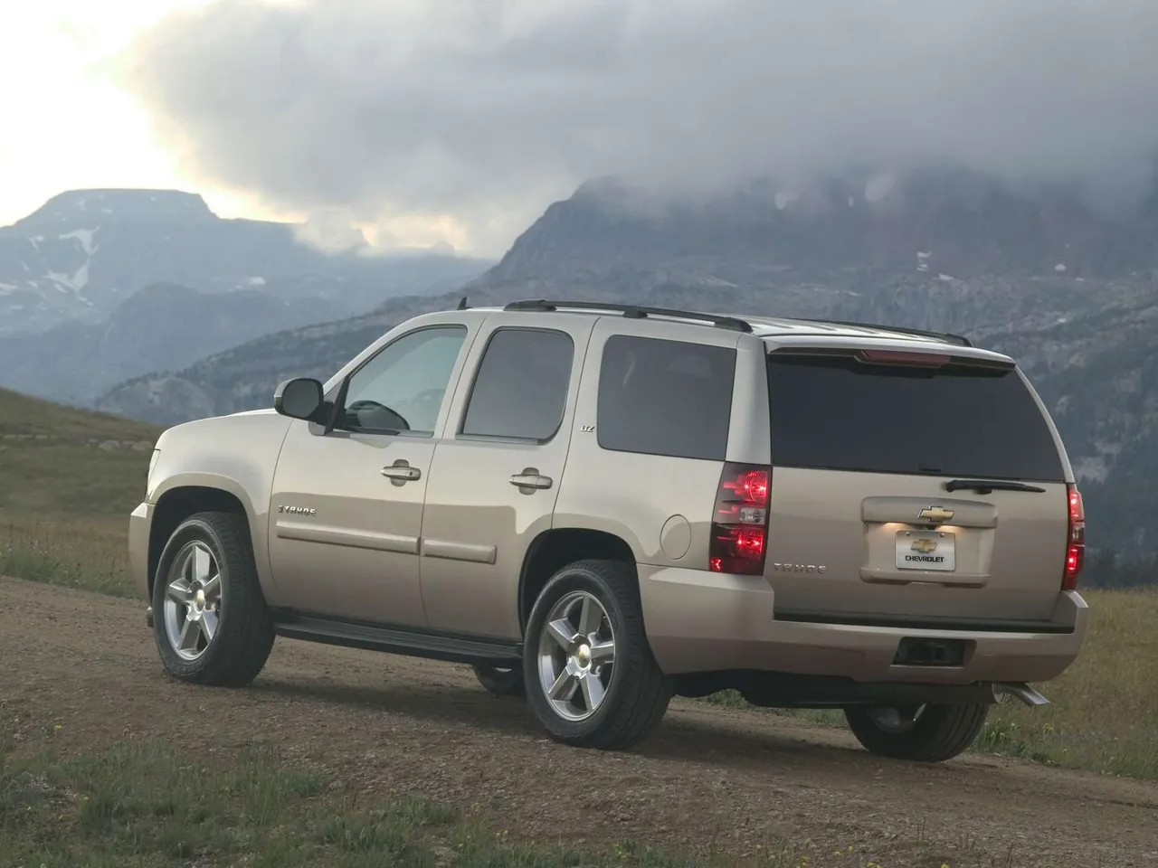 Chevrolet Tahoe (2007) – zadní tříčtvrteční pohled
