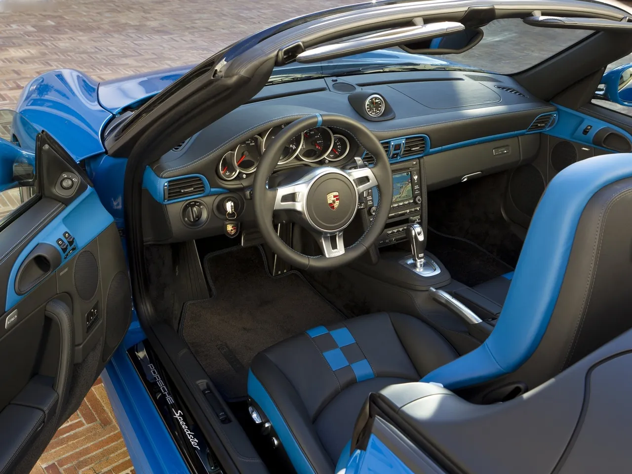 Porsche 911 Speedster (2011) - Interior