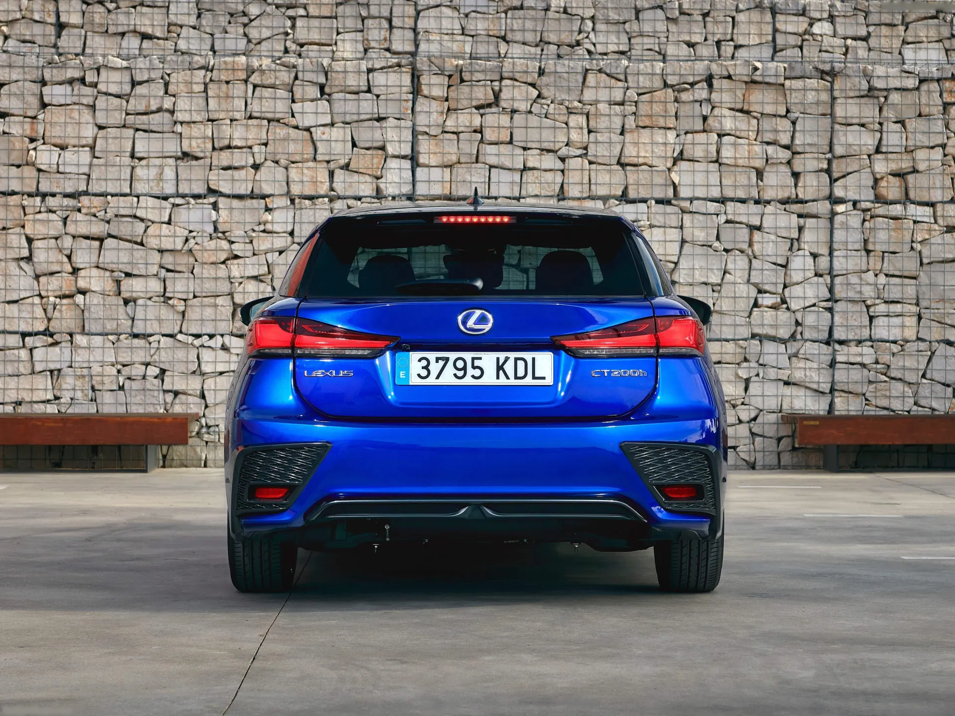 Lexus CT 200h (2018) – zezadu