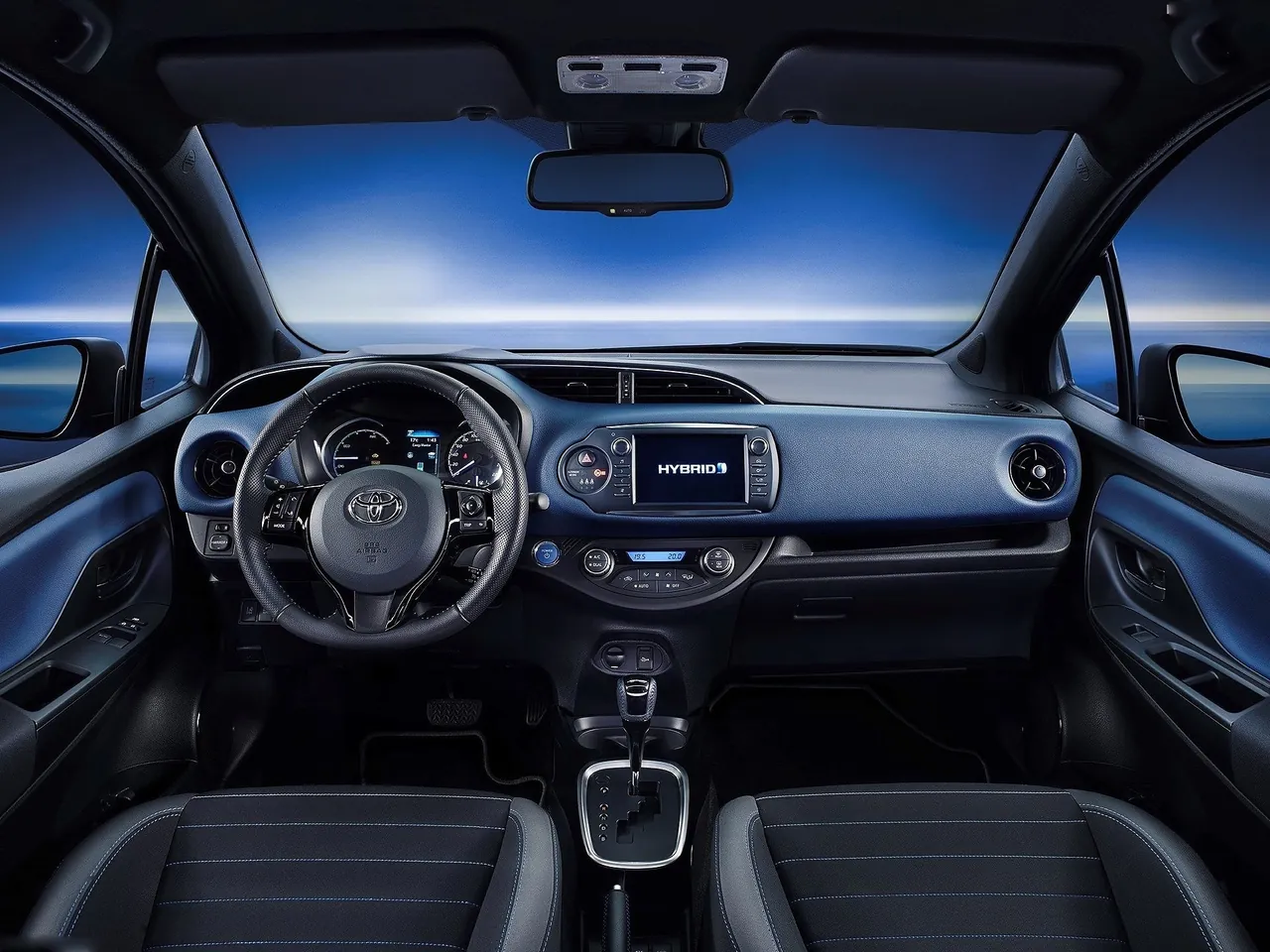 Toyota Yaris (2017) – interiér