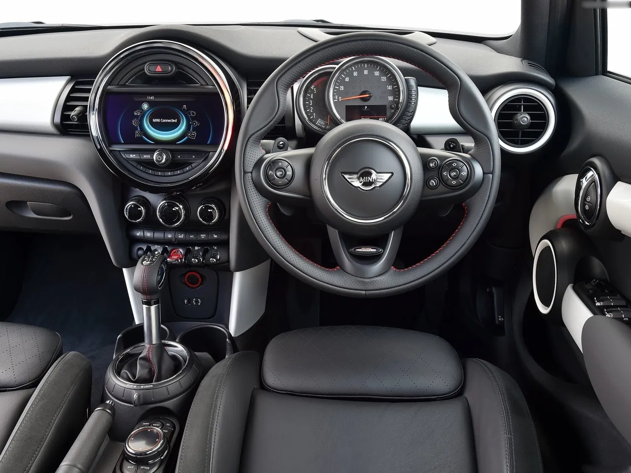 Mini Cooper SD 5-door (2015) – interiér
