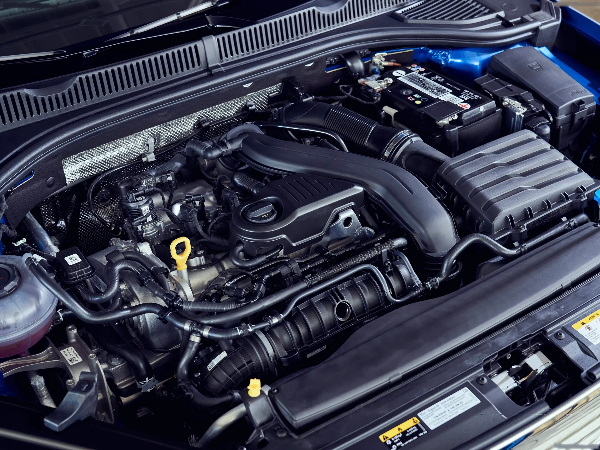 Volkswagen Jetta (2022) – motorový prostor