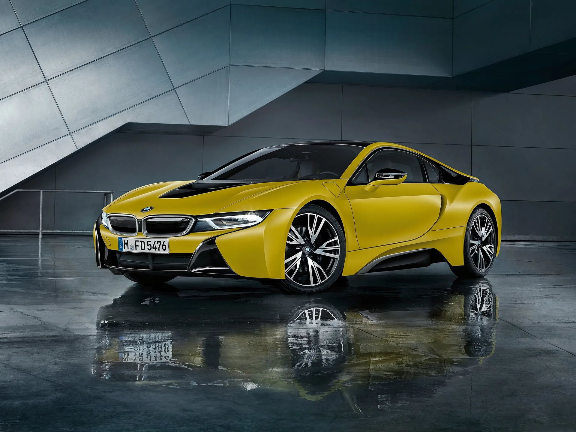 BMW i8 Protonic Frozen Yellow (2018)