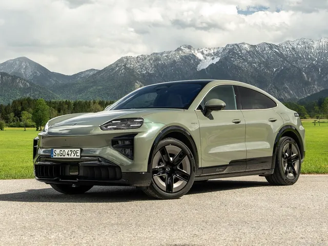 Porsche Cayenne Turbo Coupe Electric (2027)