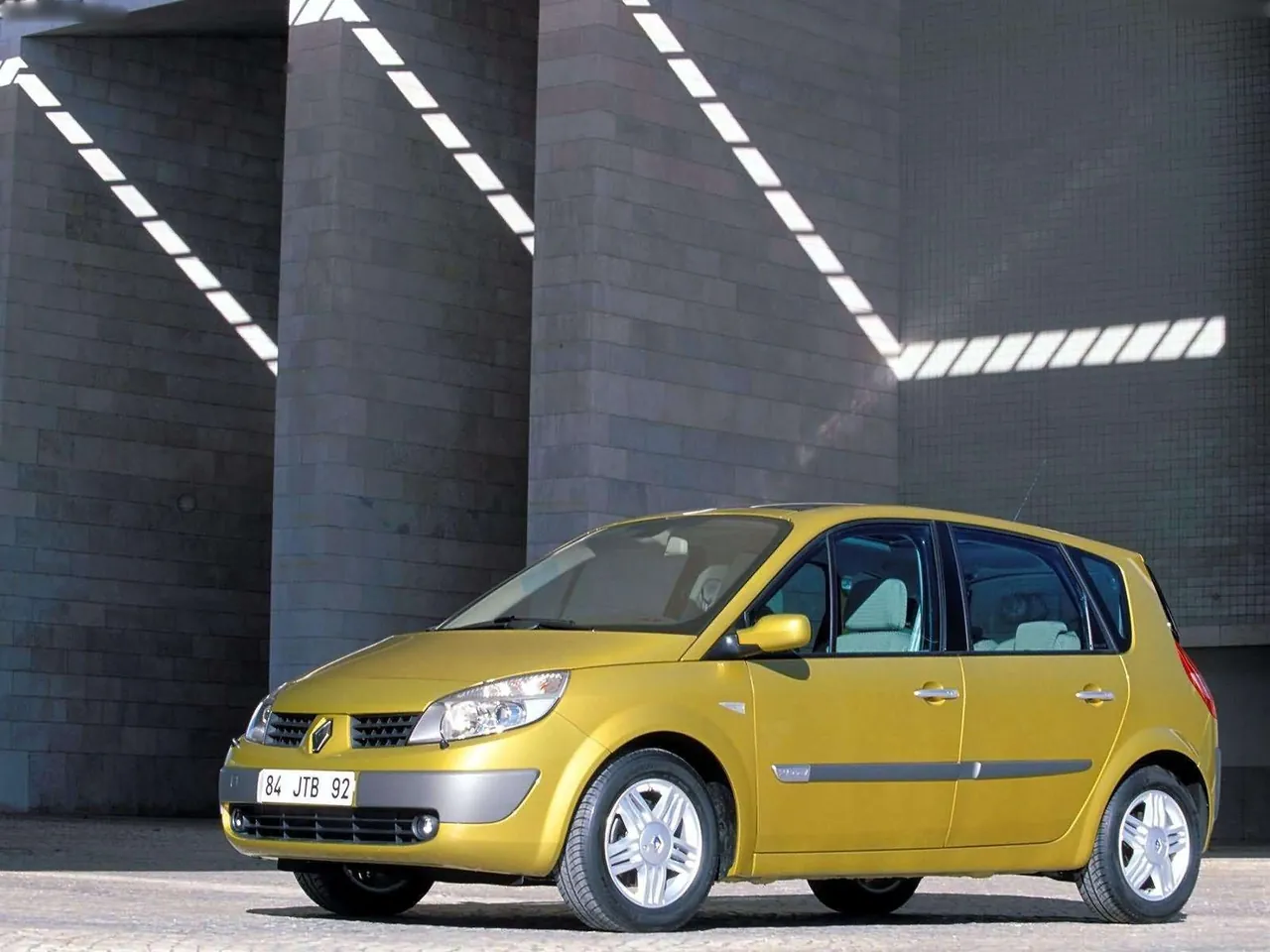 Renault Scenic II (2003)