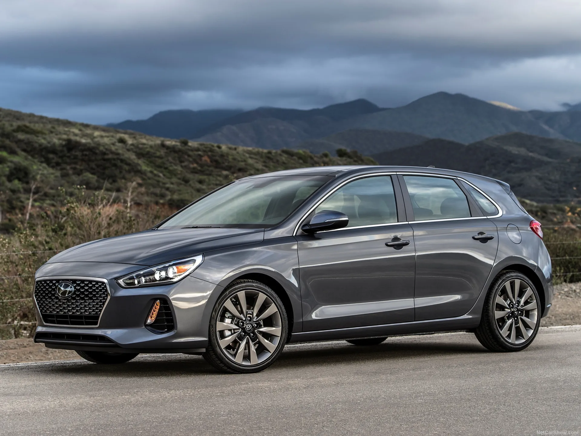 Hyundai Elantra GT (2018)