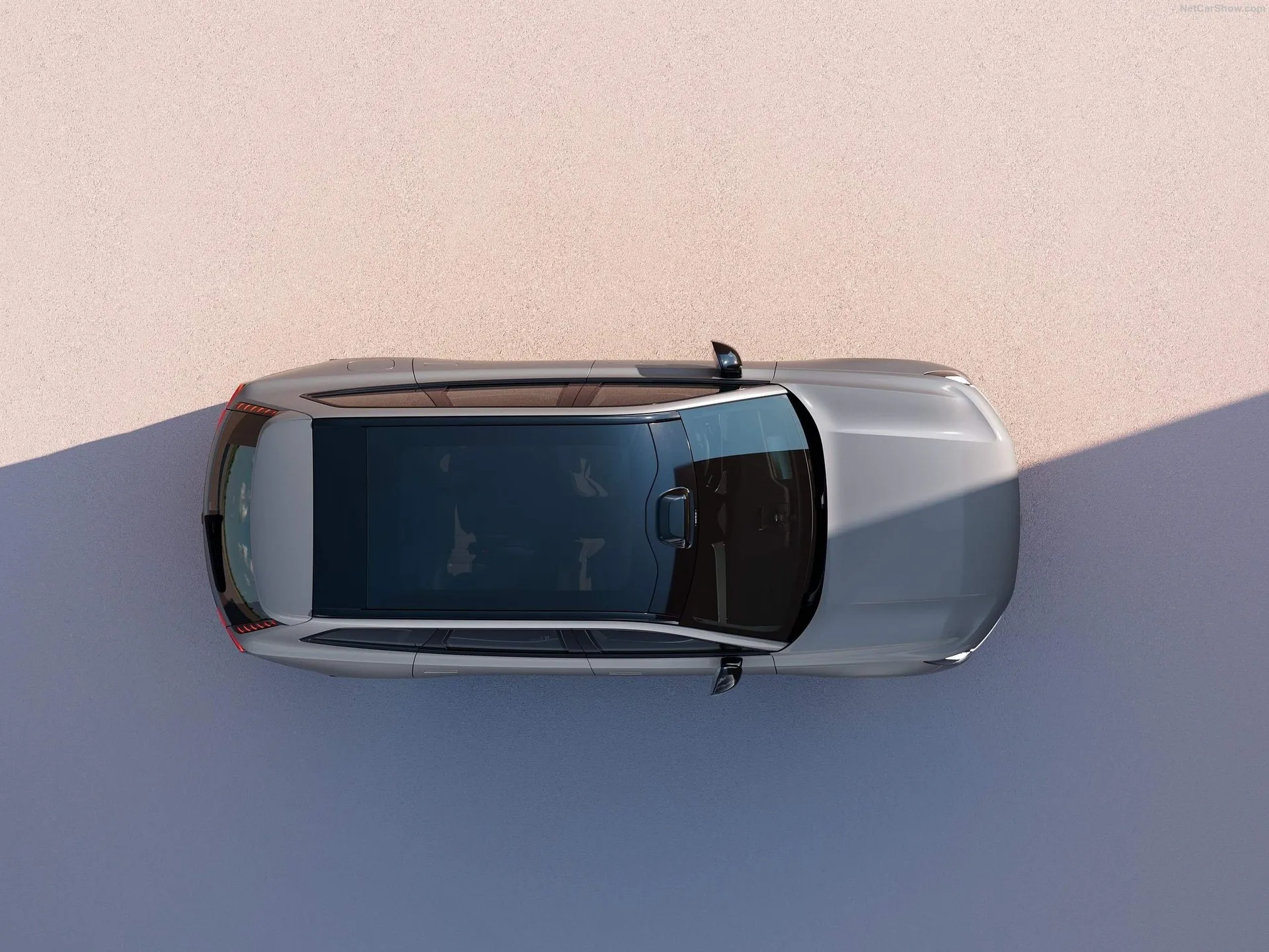 Volvo EX90 (2024) – pohled shora