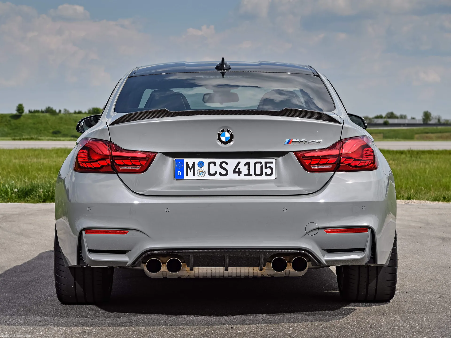 BMW M4 CS (2018) – zezadu