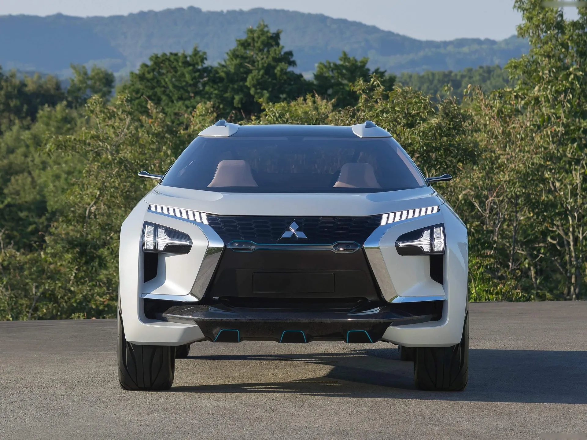 Mitsubishi e-Evolution Concept (2017) – zepředu