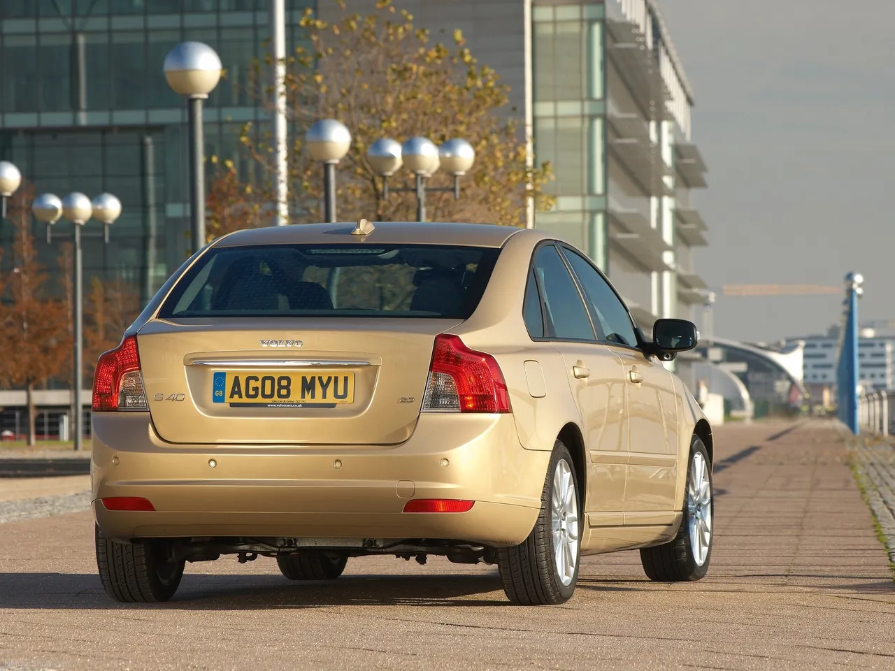 Volvo S40 (2008) – zadní tříčtvrteční pohled