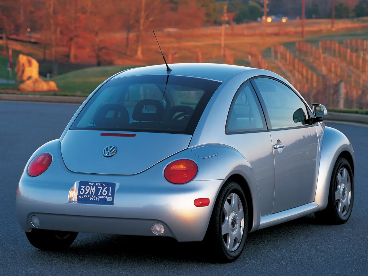 Volkswagen New Beetle USA Version (1998) - Rear Three-Quarter