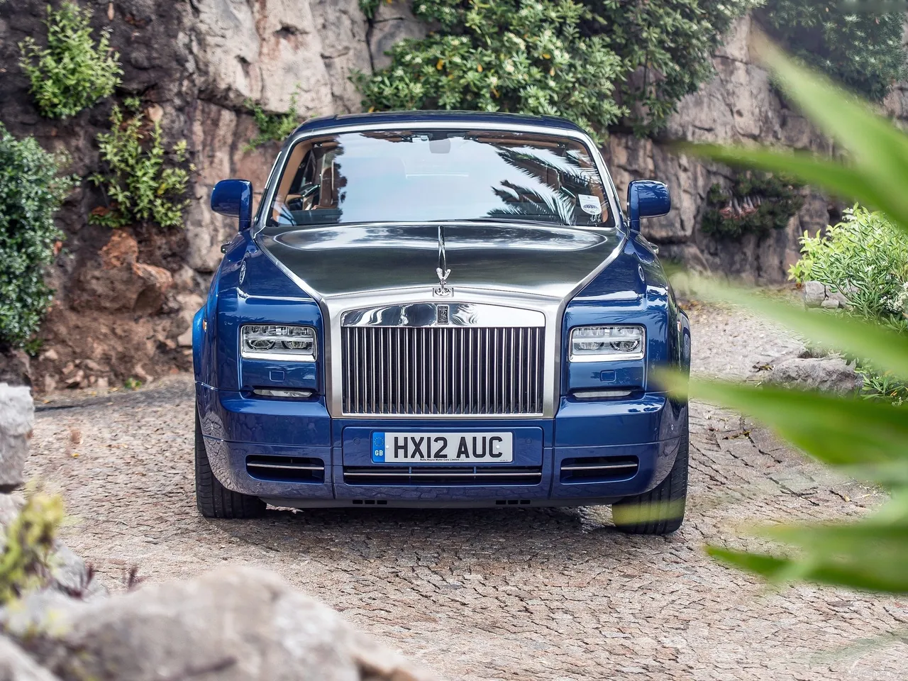 Rolls-Royce Phantom Coupe (2013) – zepředu
