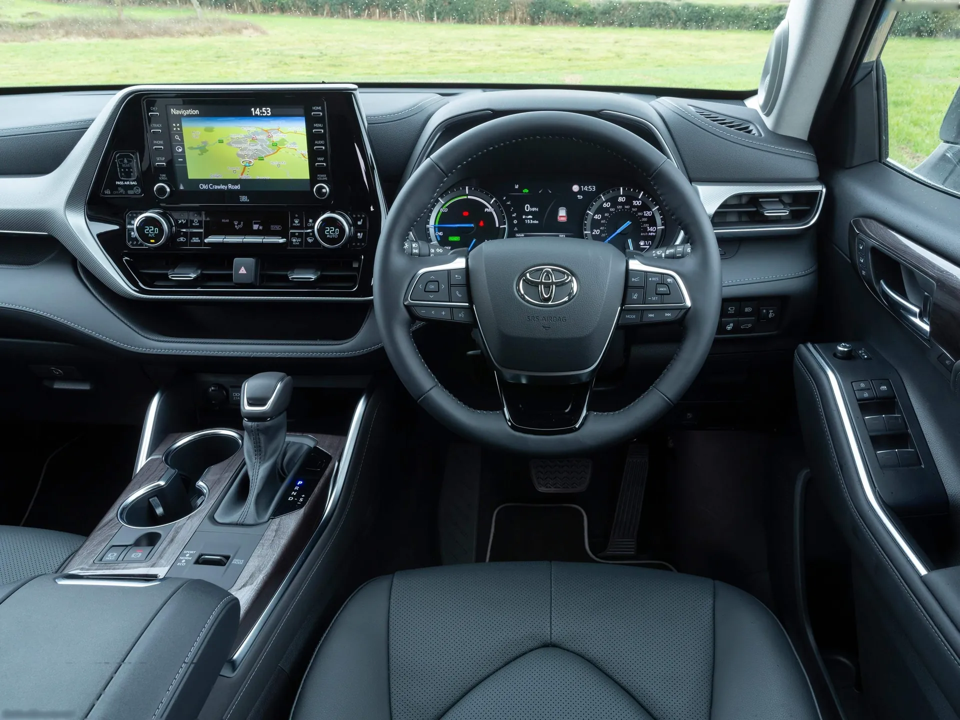 Toyota Highlander [UK] (2021) - Interior