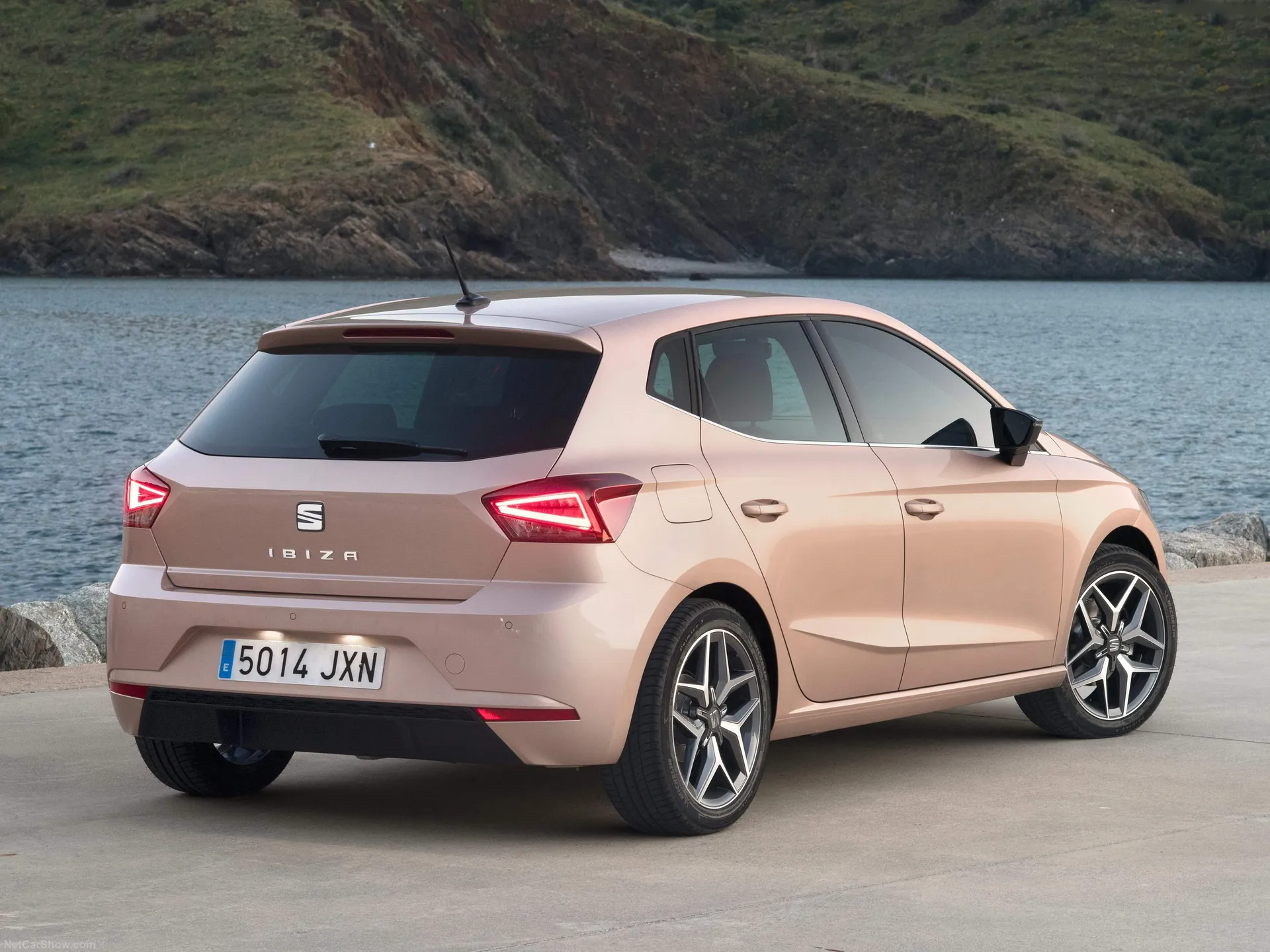 Seat Ibiza (2018) – zadní tříčtvrteční pohled
