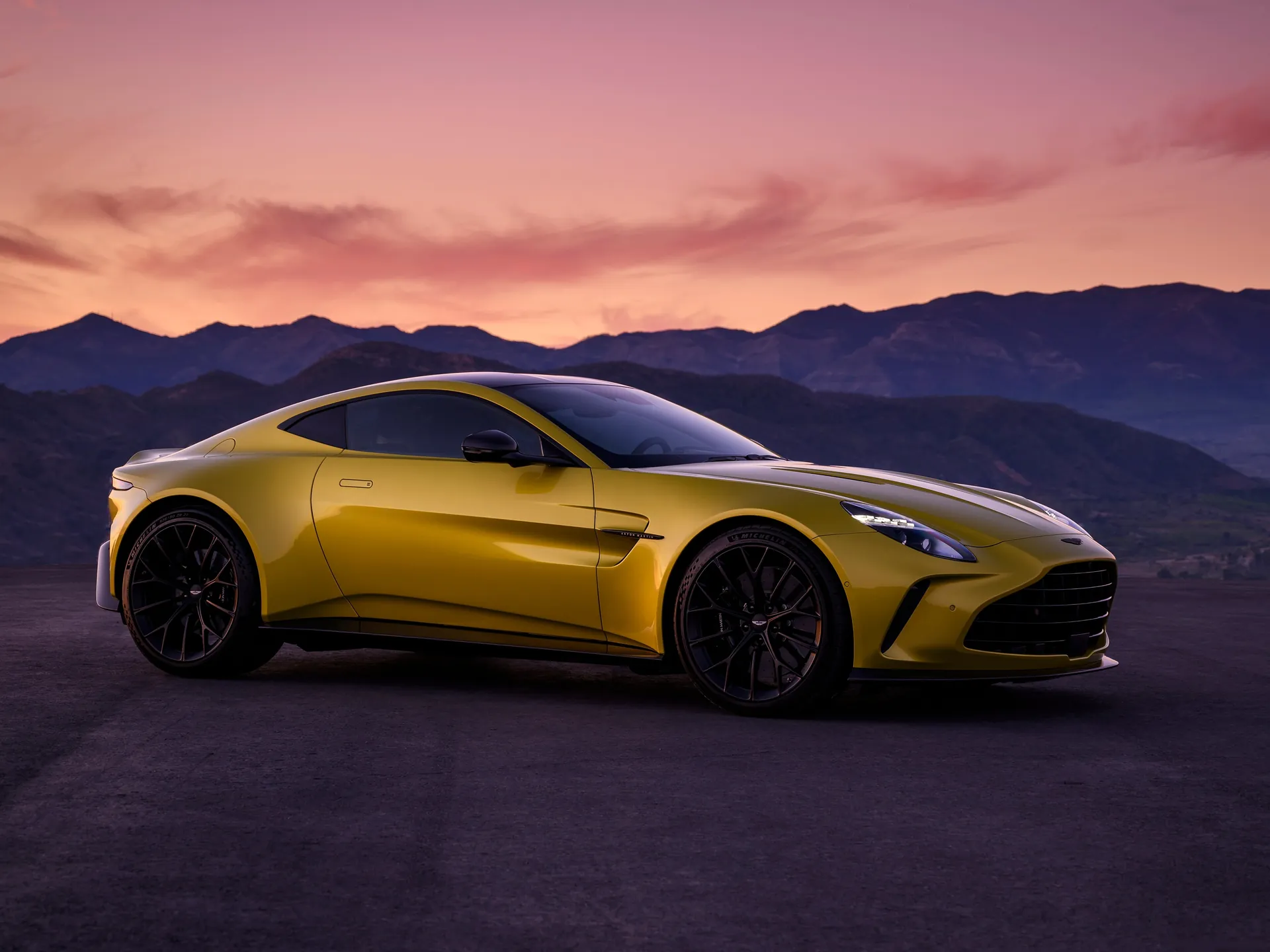Aston Martin Vantage (2025)