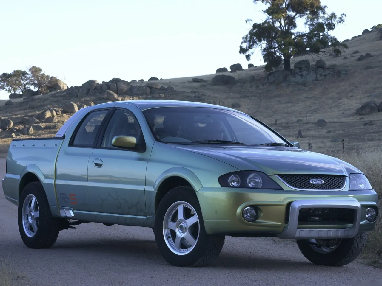 Ford R5 Concept (2001)