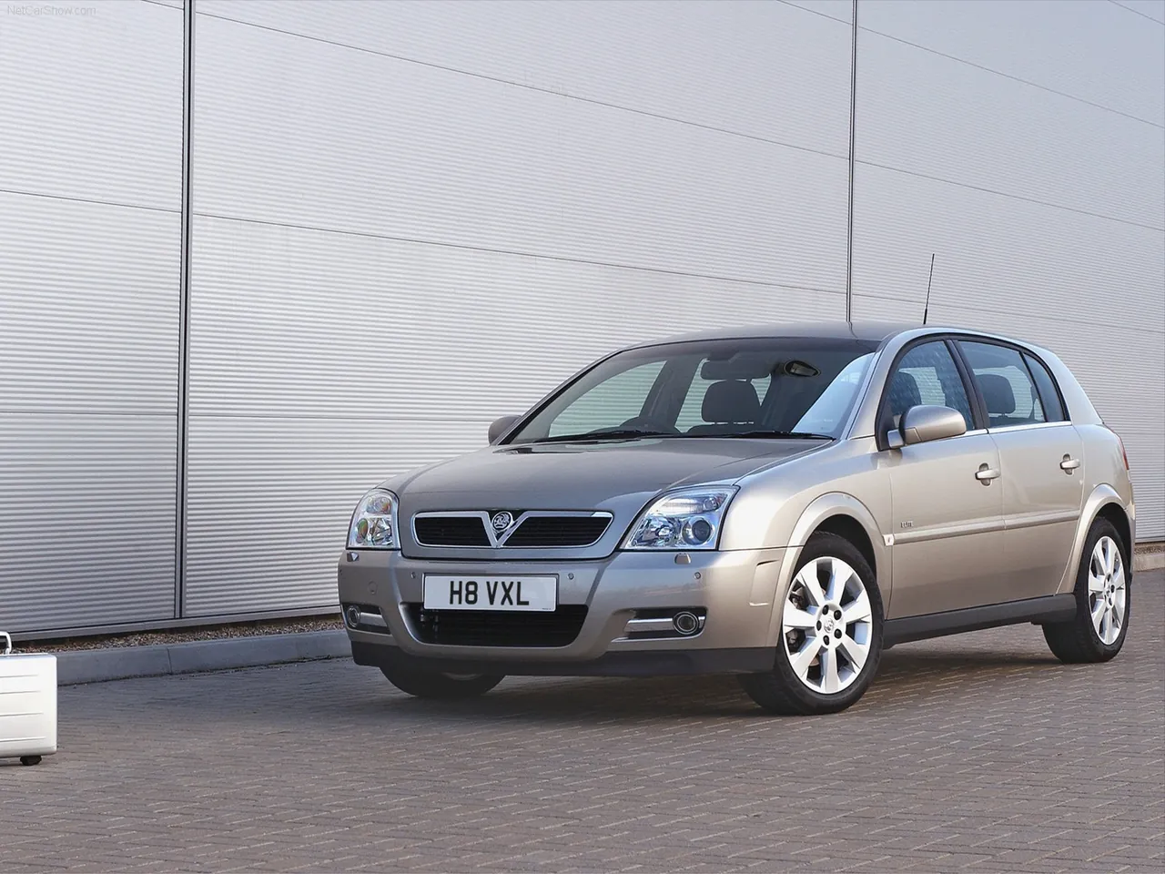Vauxhall Signum (2005)