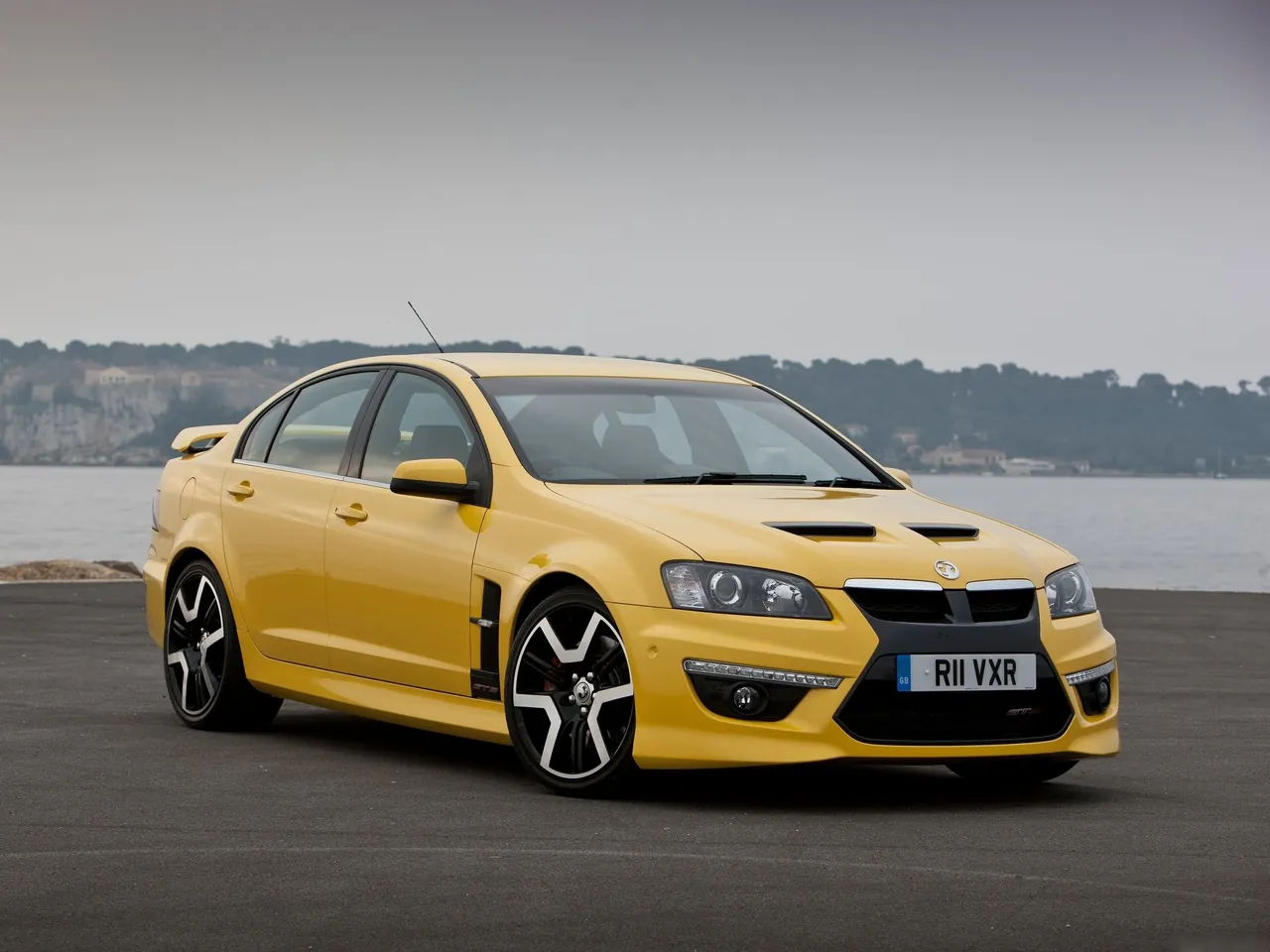 Vauxhall VXR8 (2011)