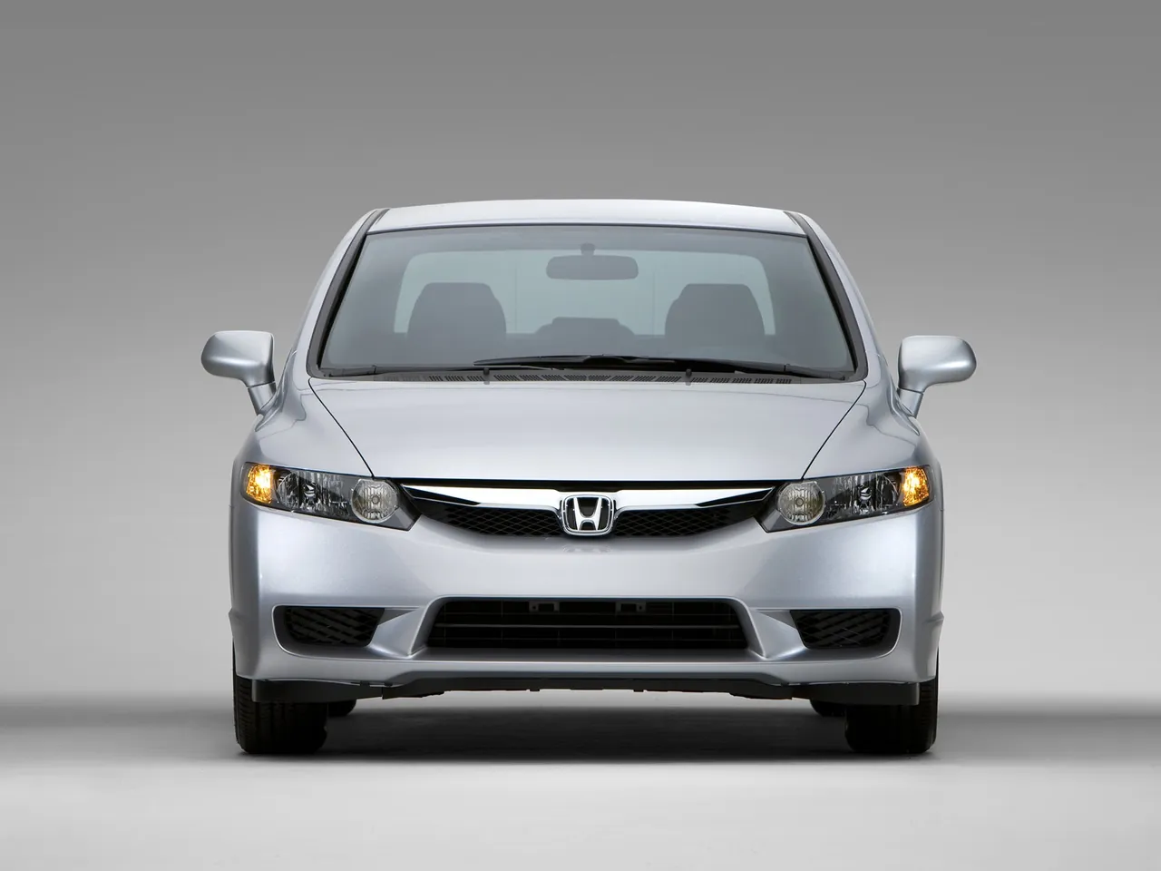 Honda Civic Sedan (2009) – zepředu