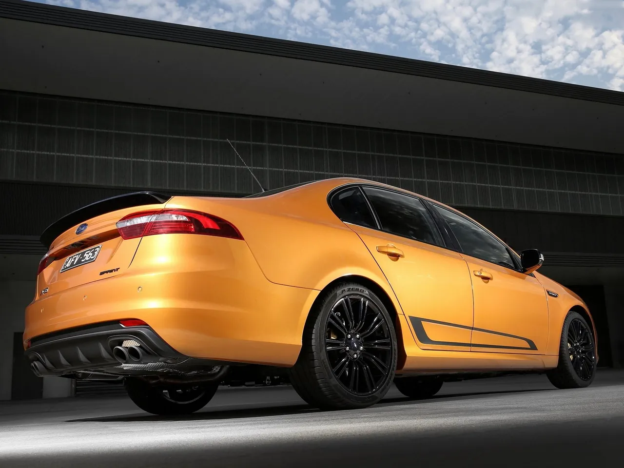 Ford Falcon XR8 Sprint (2016) – zadní pohled