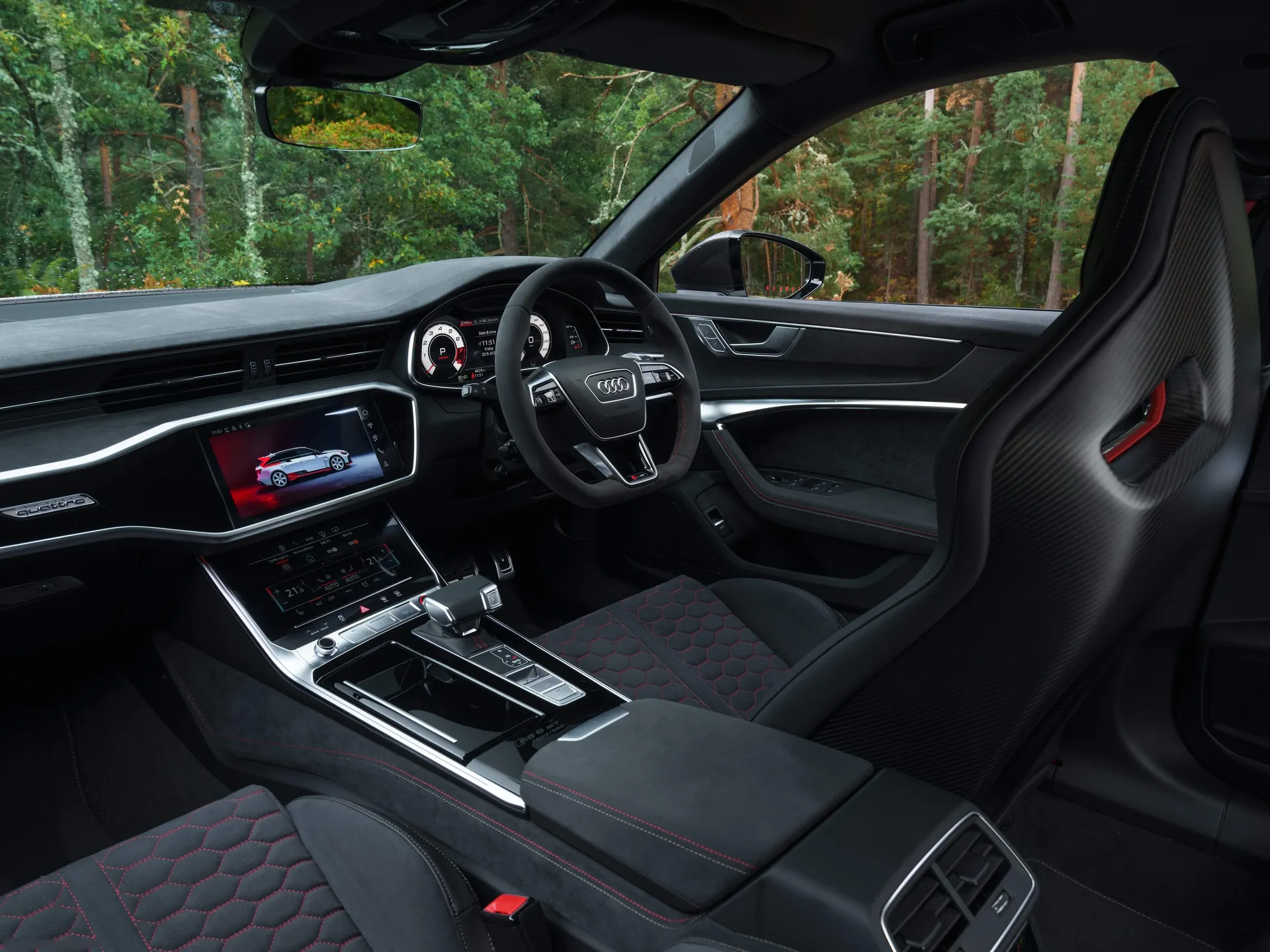 Audi RS6 Avant GT [UK] (2024) - Interior