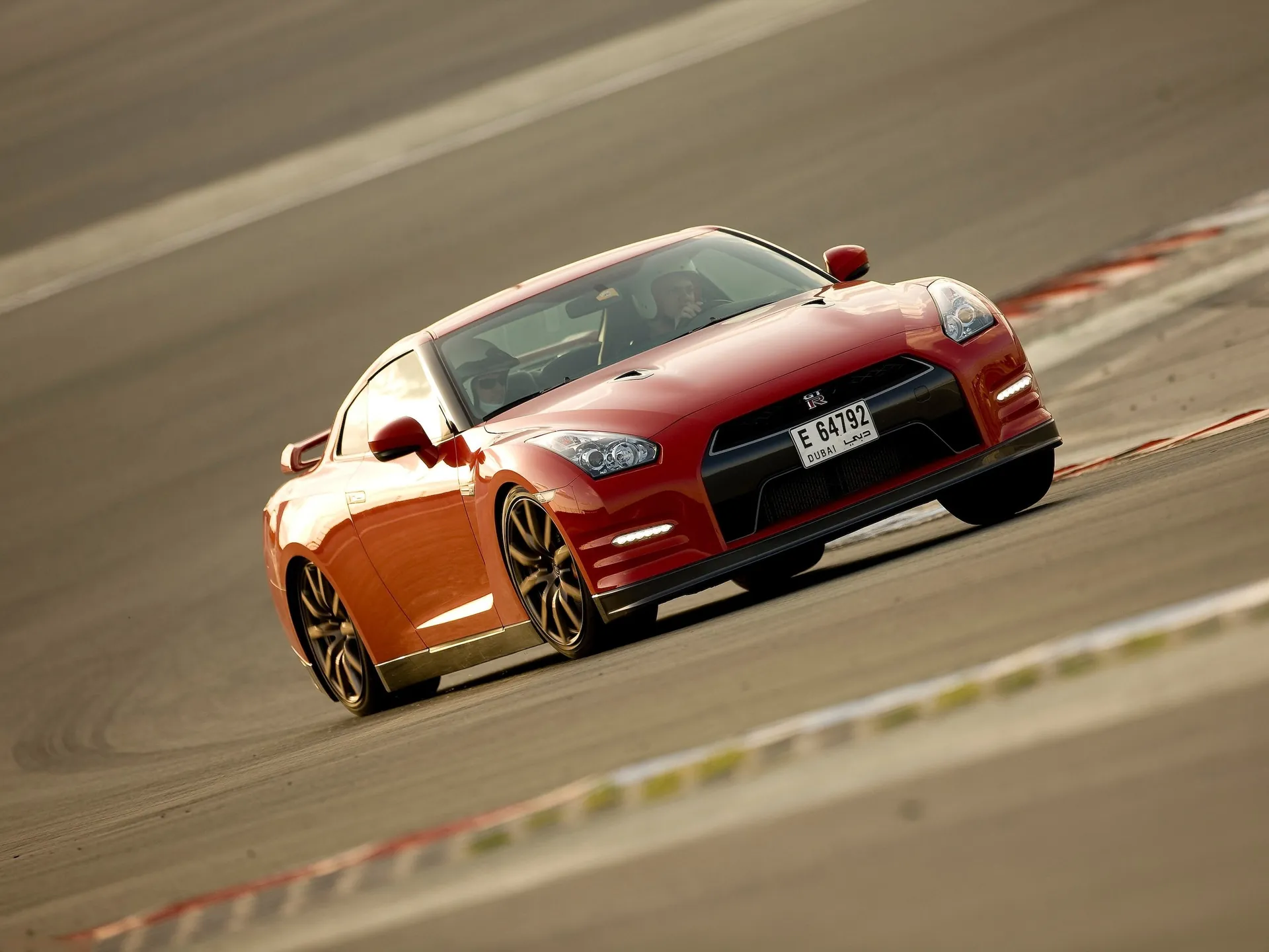 Nissan GT-R (2012)
