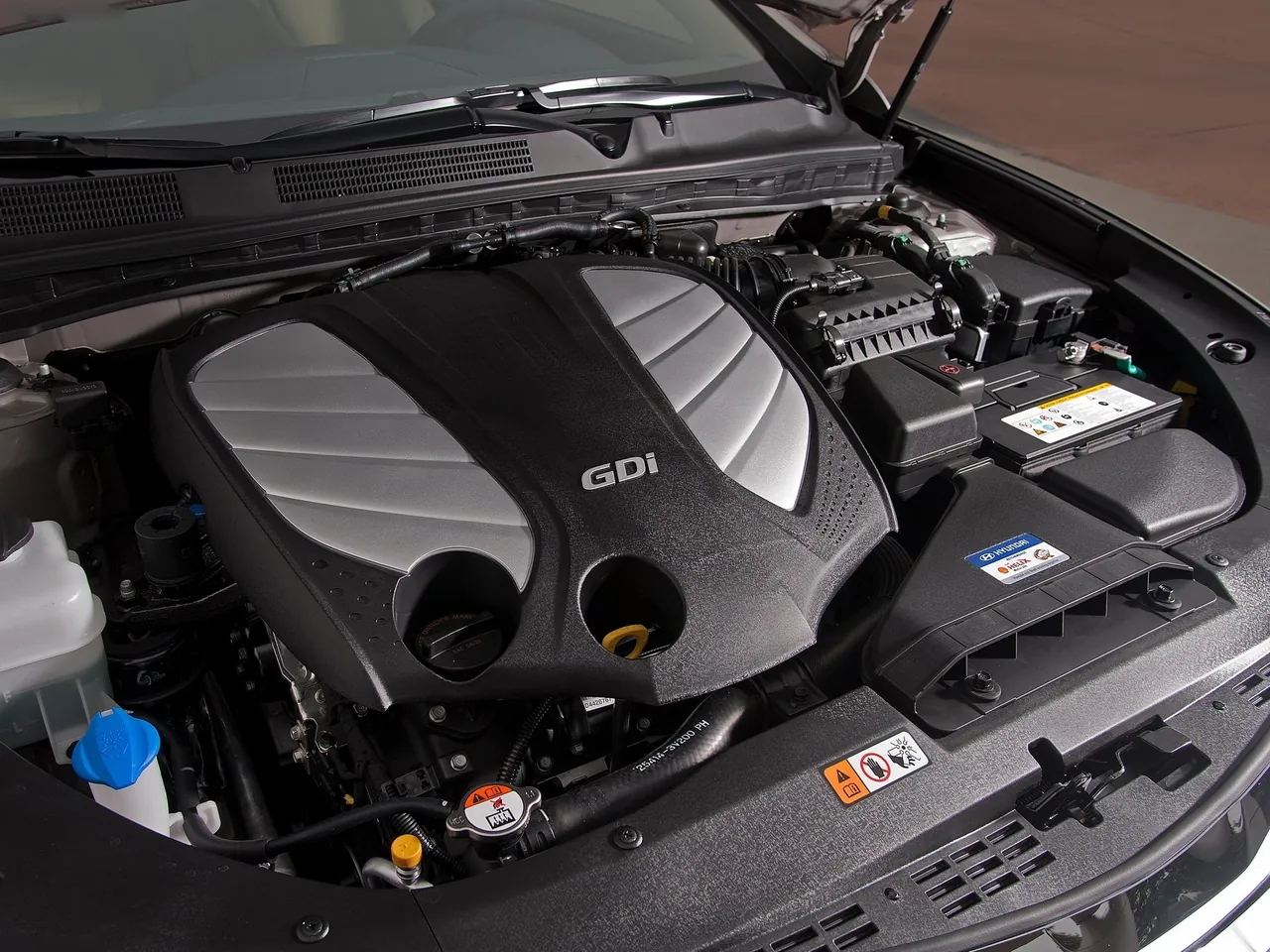 Hyundai Azera (2012) – motorový prostor
