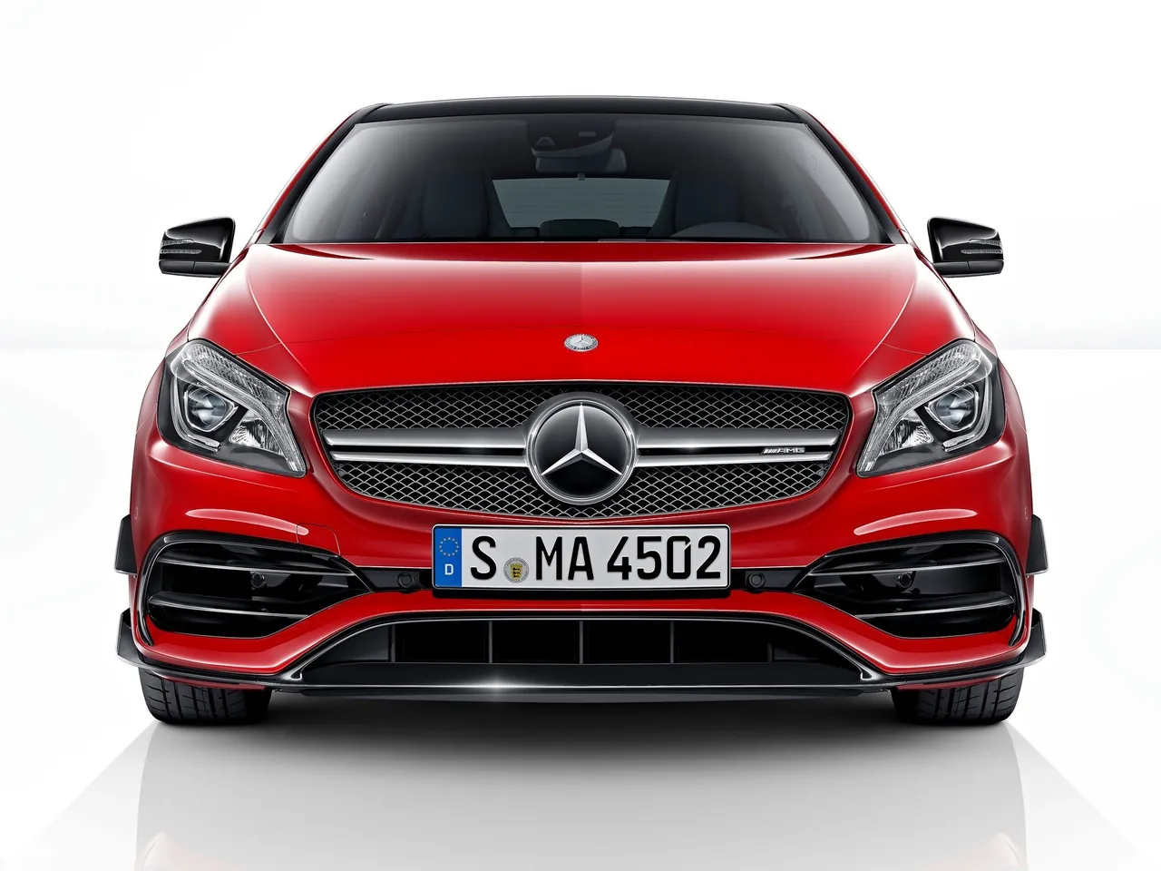 Mercedes-Benz A45 AMG 4Matic (2016) - Front