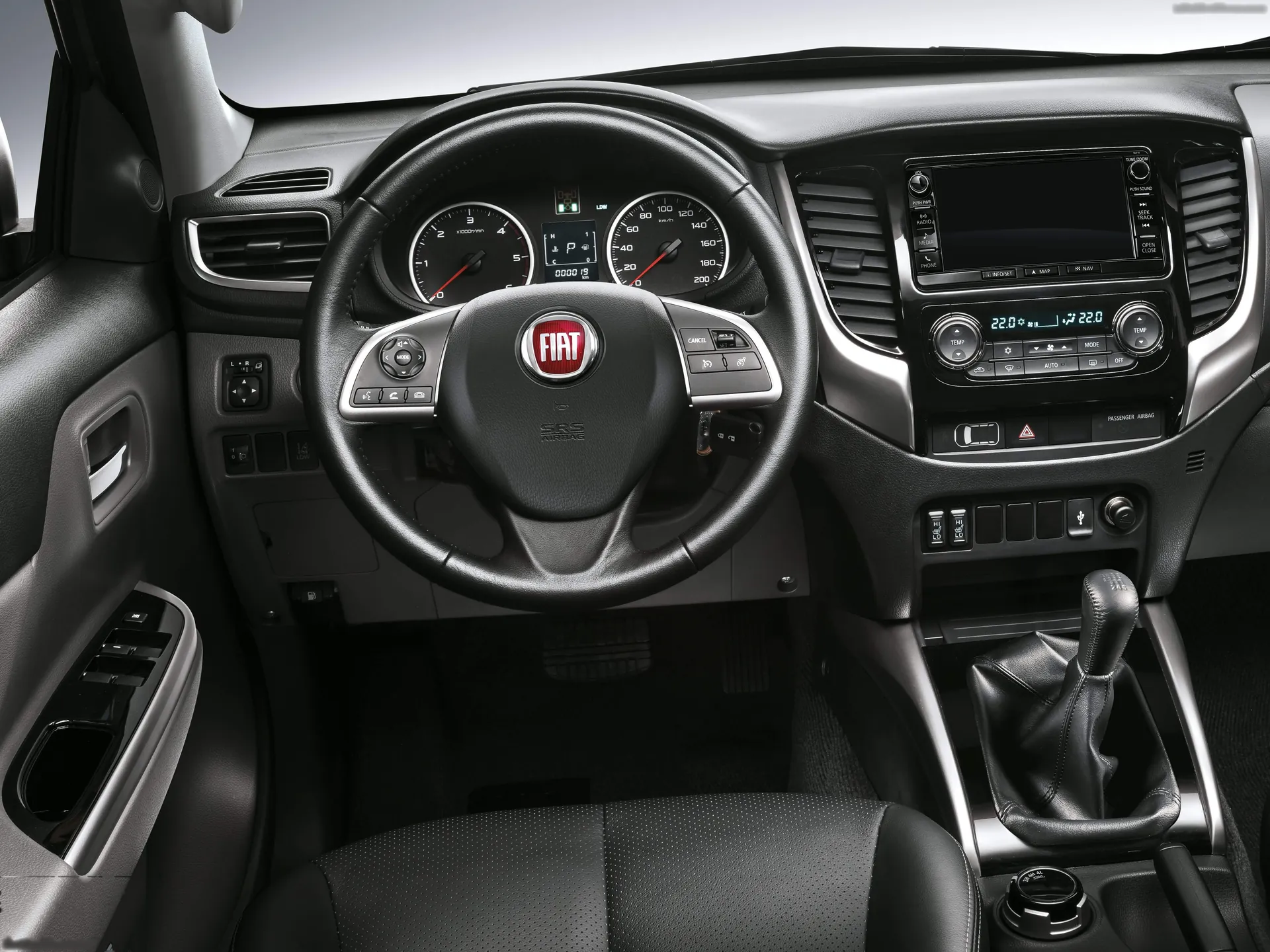 Fiat Fullback (2016) – interiér