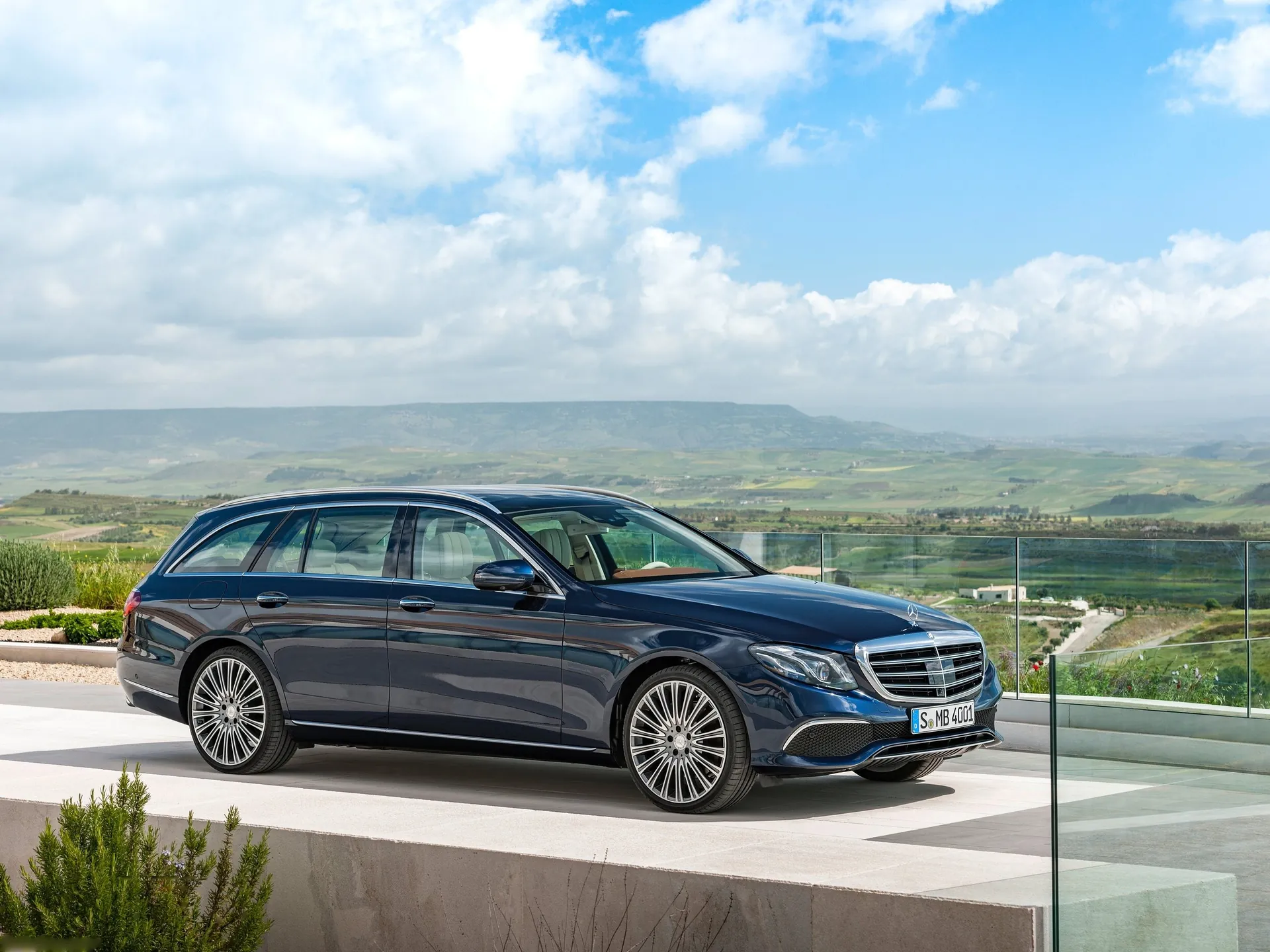 Mercedes-Benz E-Class Estate (2017)