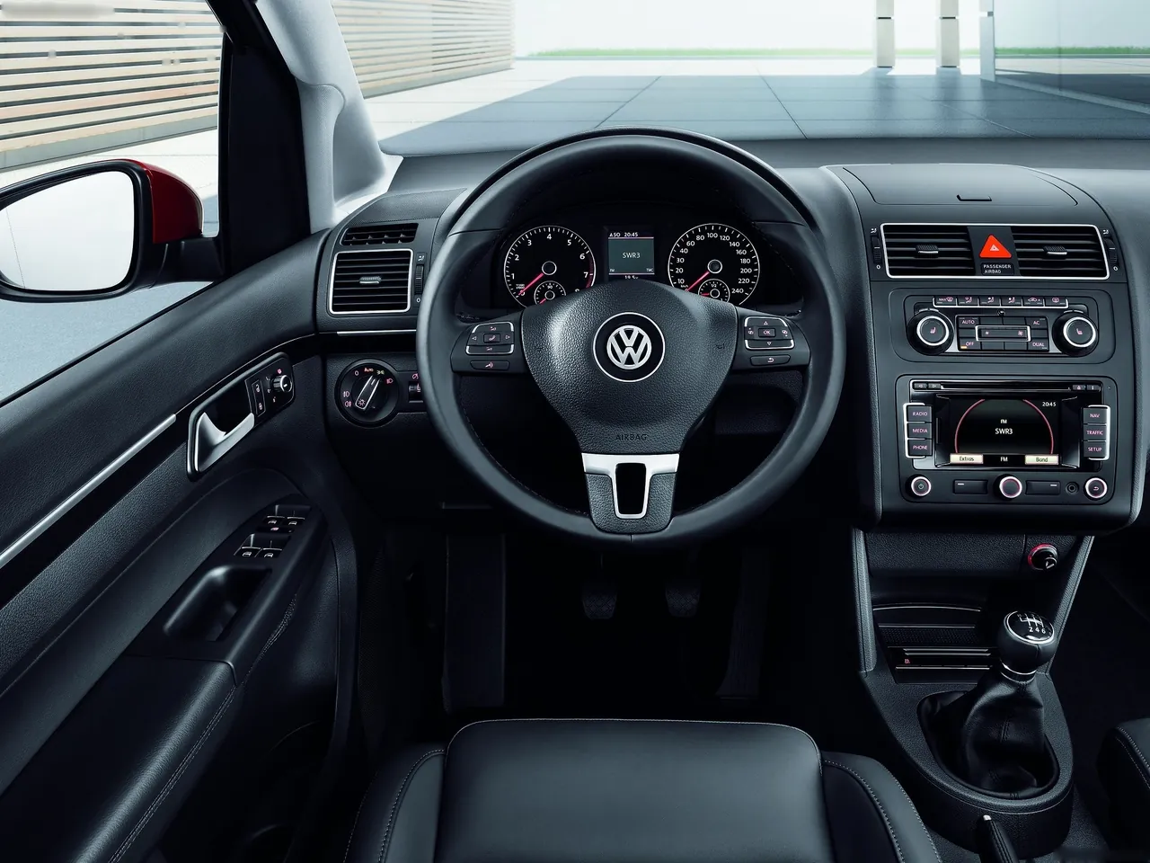 Volkswagen Touran (2011) – interiér