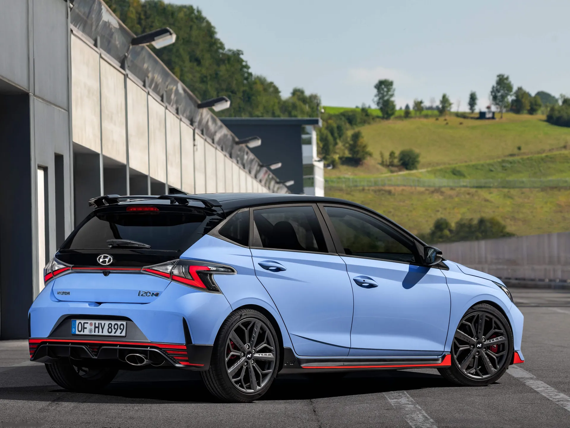 Hyundai i20 N (2021) – zadní tříčtvrteční pohled