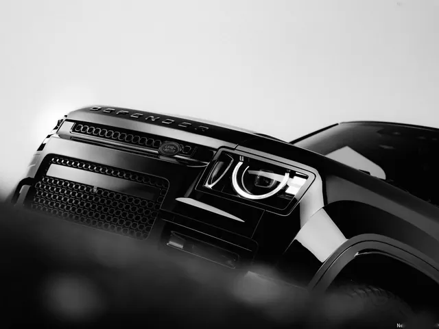 Land Rover Defender Octa Black (2026)