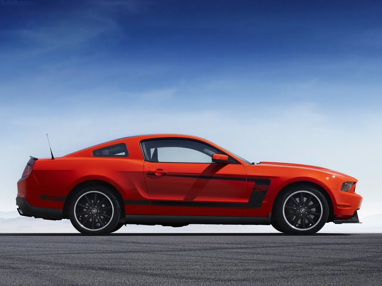 Ford Mustang Boss 302 (2012) - Side Profile