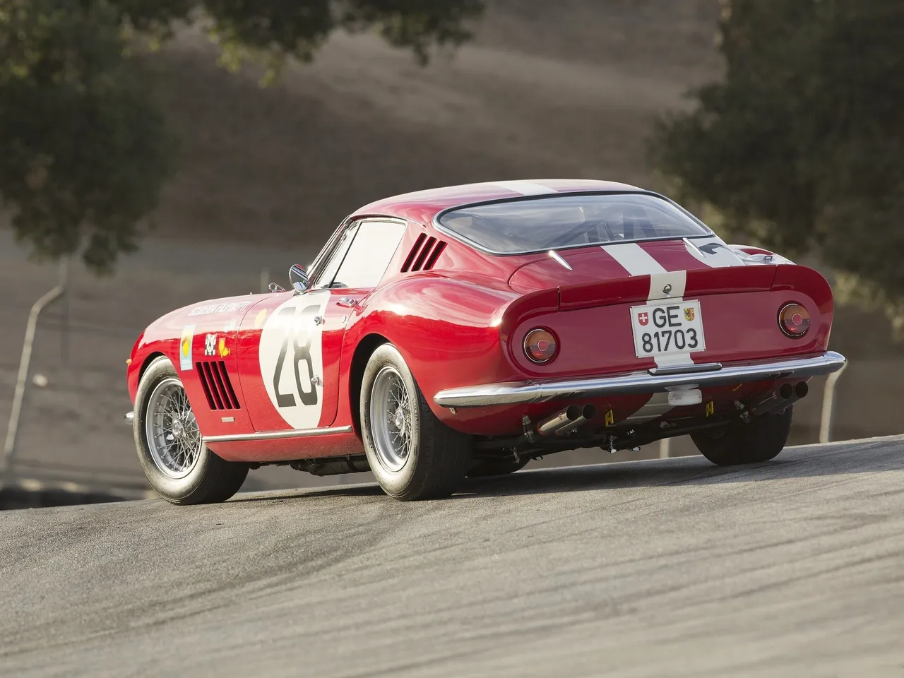 Ferrari 275 GTB Competizione (1966) – zadní tříčtvrteční pohled