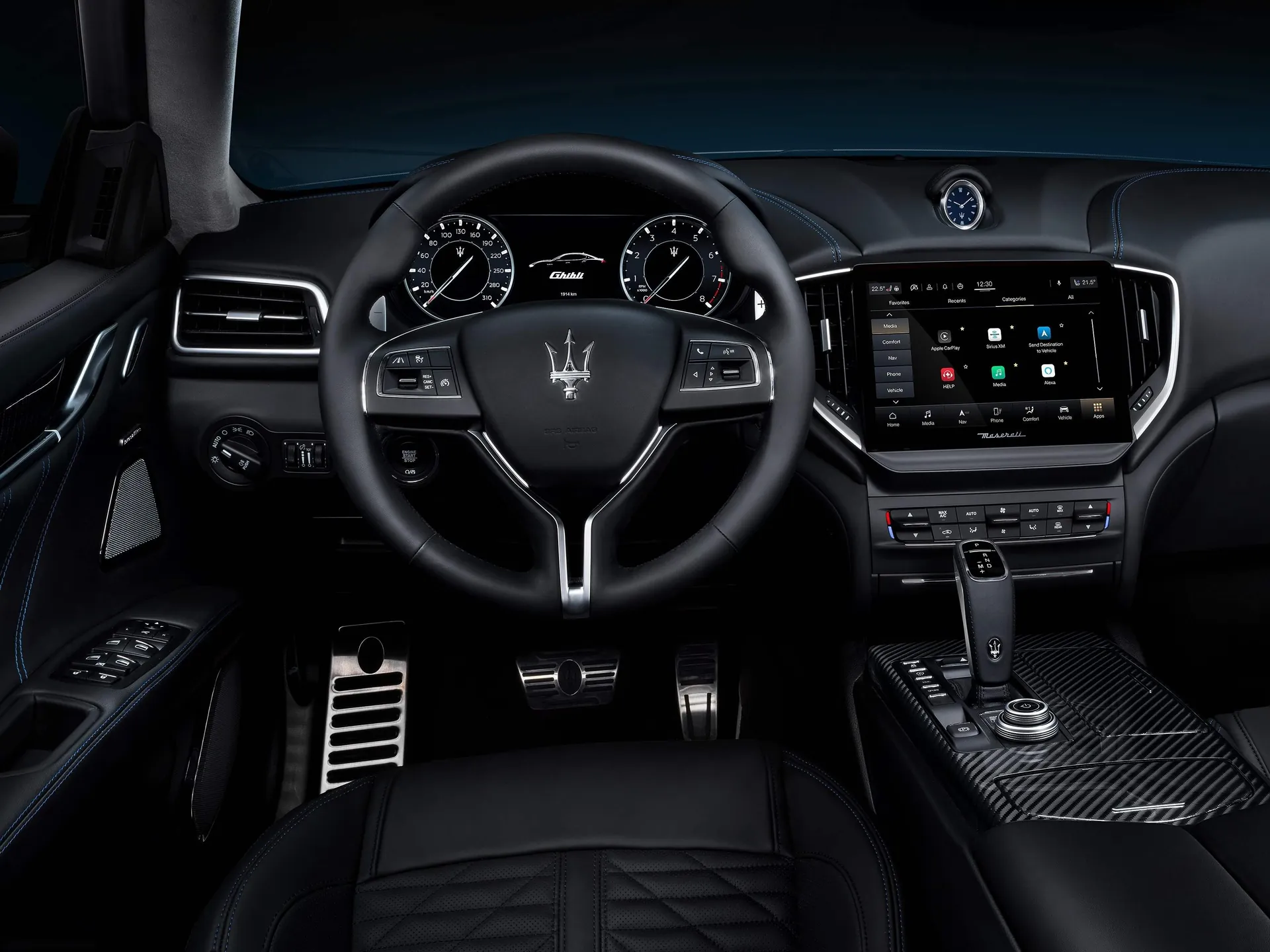 Maserati Ghibli Hybrid (2021) – interiér