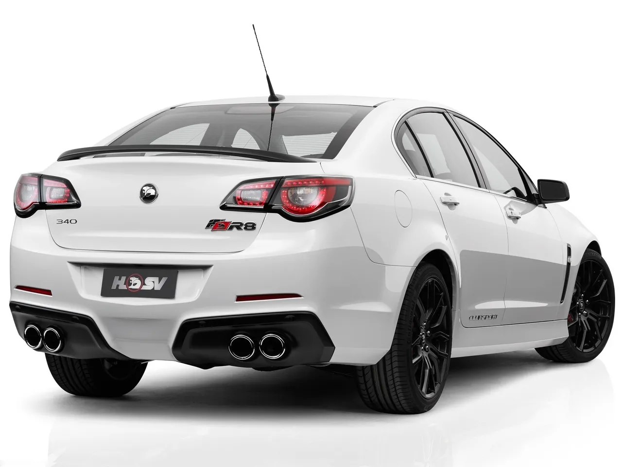 HSV Gen-F Clubsport R8 SV (2014) – zadní tříčtvrteční pohled