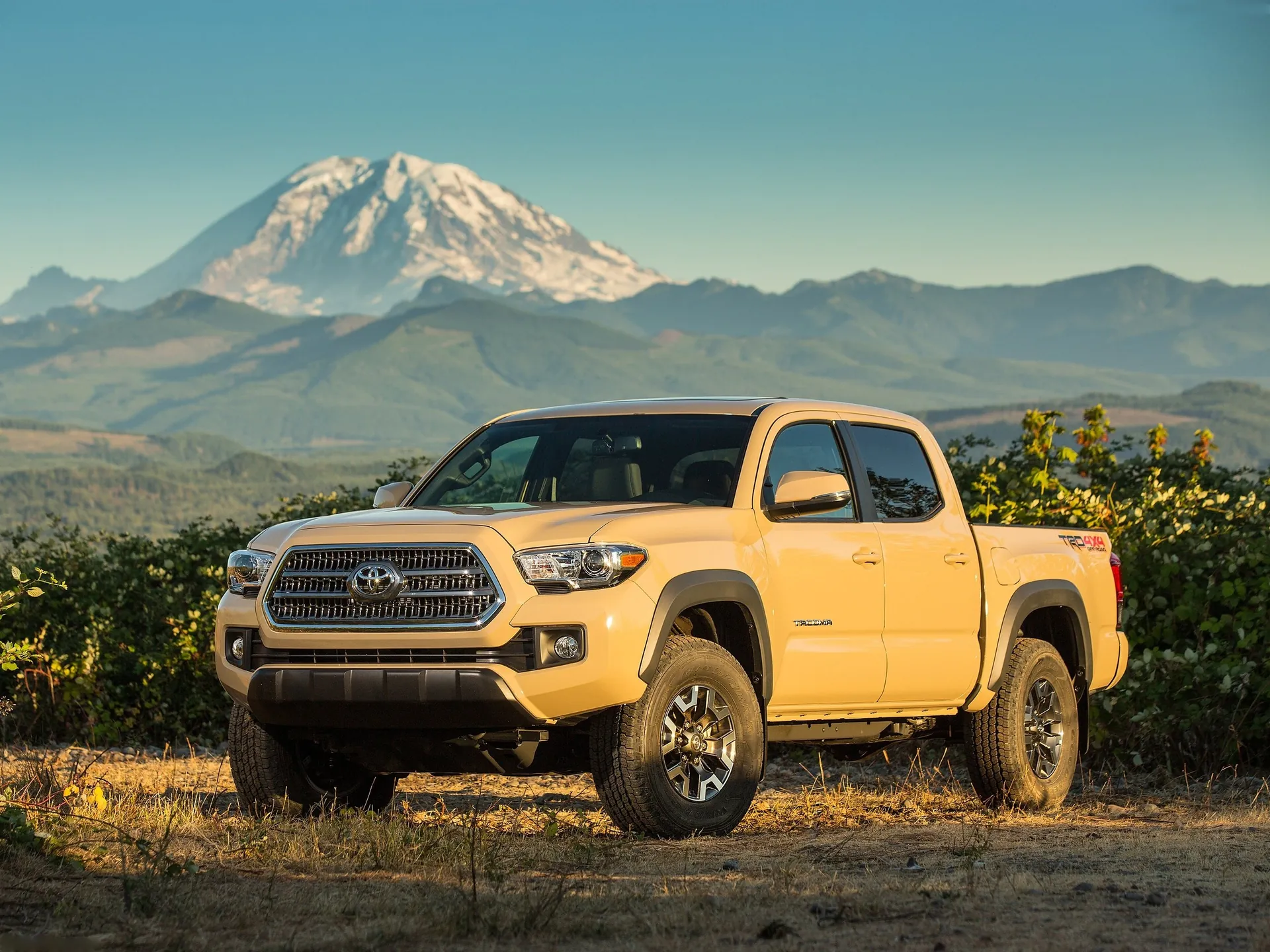 Toyota Tacoma TRD Off-Road (2016)