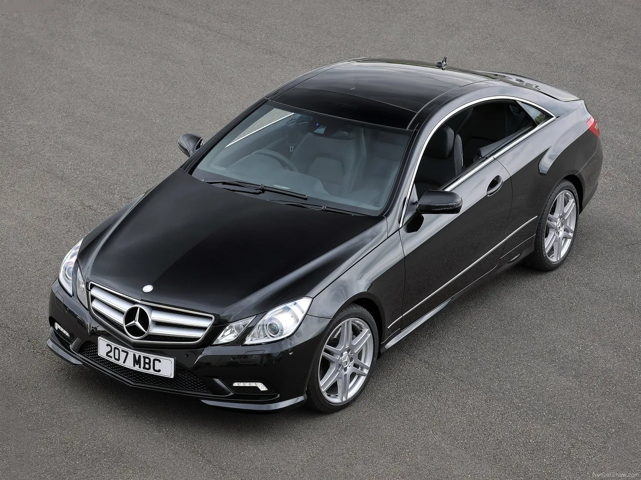 Mercedes-Benz E-Class Coupe [UK] (2010)