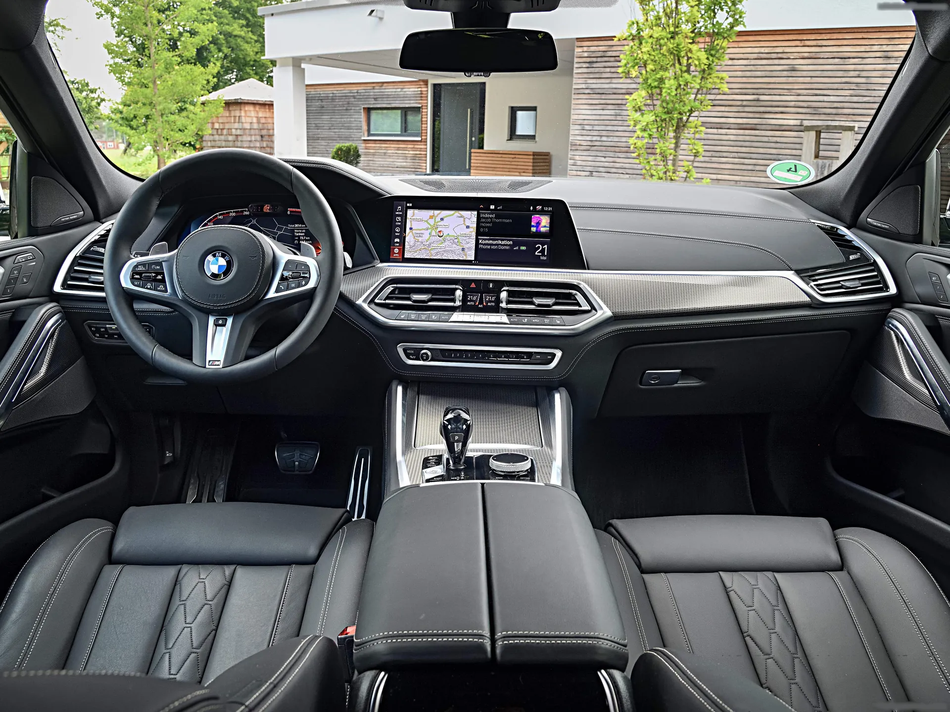 BMW X6 (2020) – interiér
