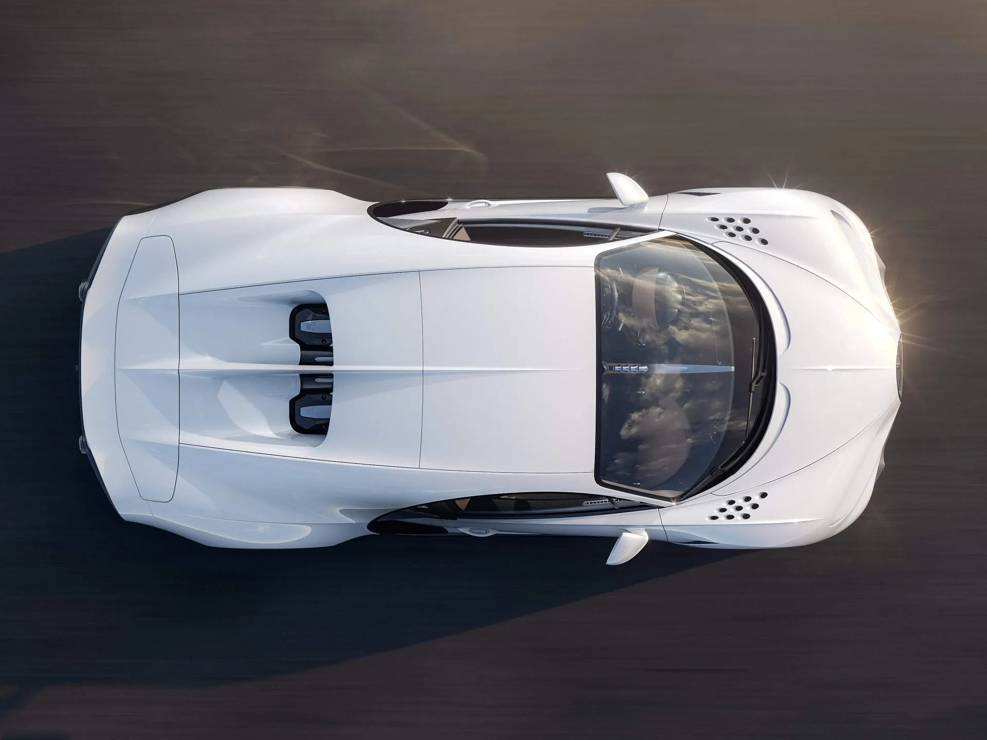 Bugatti Chiron Super Sport (2022) – pohled shora